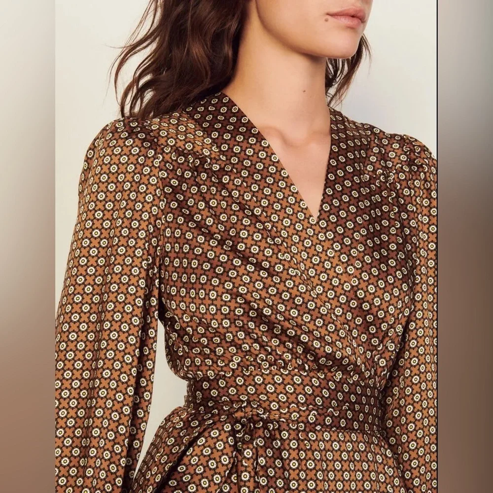 NWT $415 Sandro Janine Floral-print Wrap-front Midi Dress - Picture 3 of 5